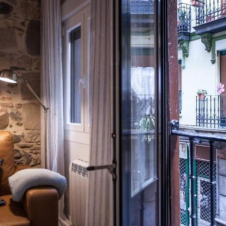 ビルバオBonito Apartamento, Nuevo Y En El Casco Viejo!!!アパートメント エクステリア 写真