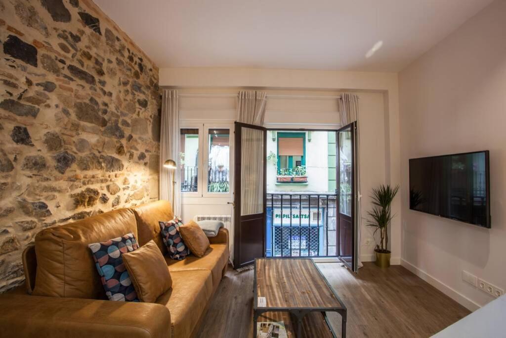 ビルバオBonito Apartamento, Nuevo Y En El Casco Viejo!!!アパートメント エクステリア 写真