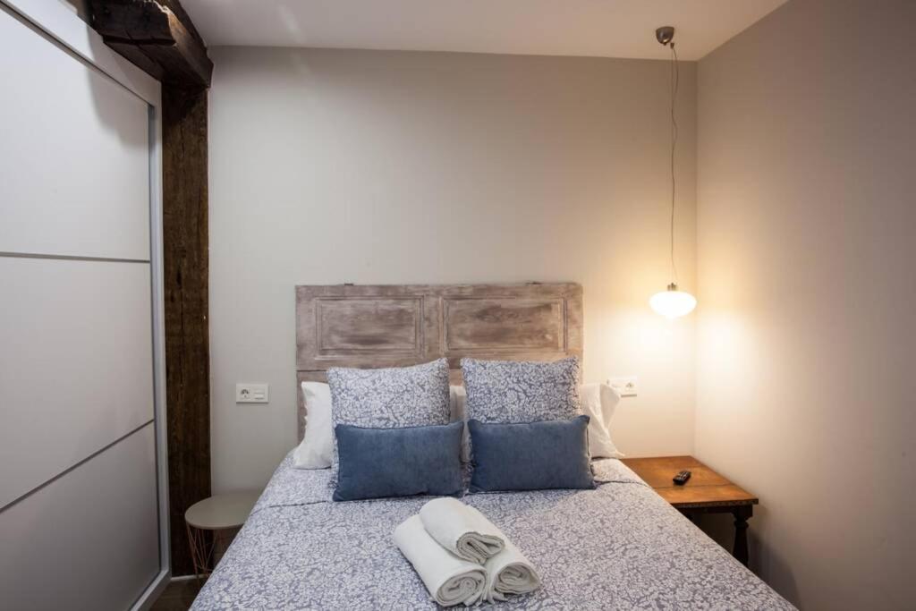 ビルバオBonito Apartamento, Nuevo Y En El Casco Viejo!!!アパートメント エクステリア 写真