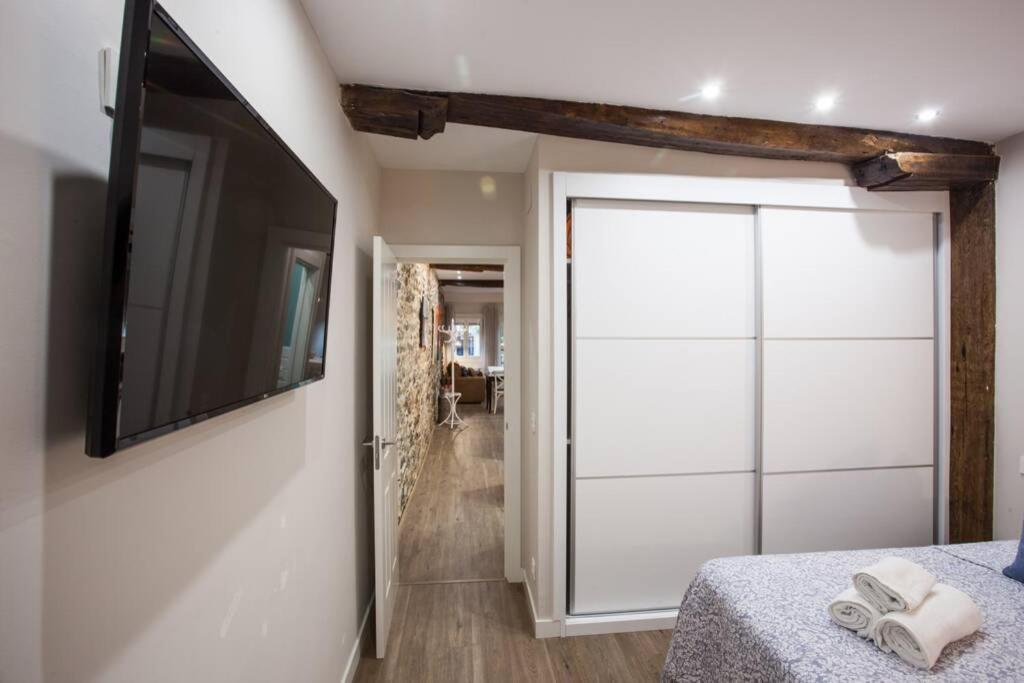 ビルバオBonito Apartamento, Nuevo Y En El Casco Viejo!!!アパートメント エクステリア 写真